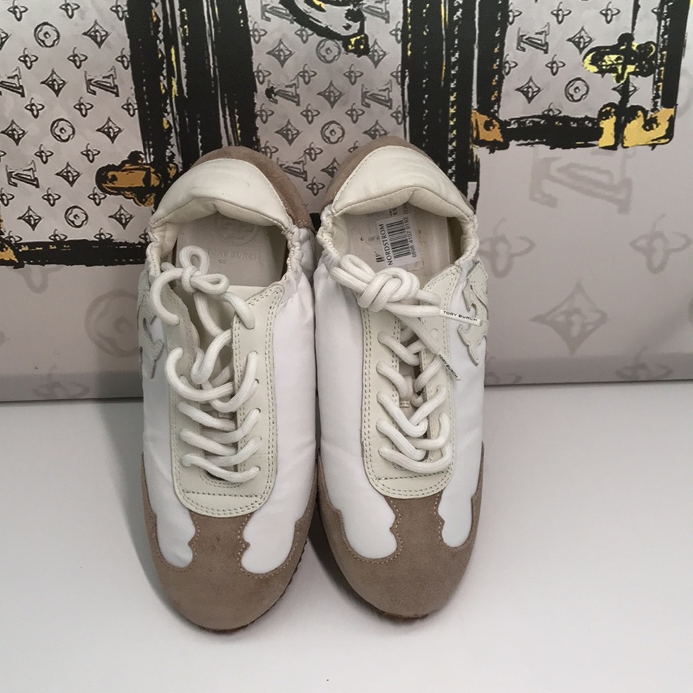 New Story Display Tory Burch Tory Sneaker Woman   WHITE/ NEW IVORY, Size 55 M